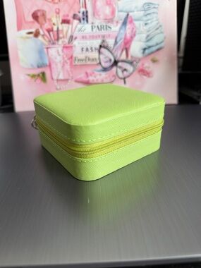 Compact Lime Green Travel Jewelry Organizer with Mirror